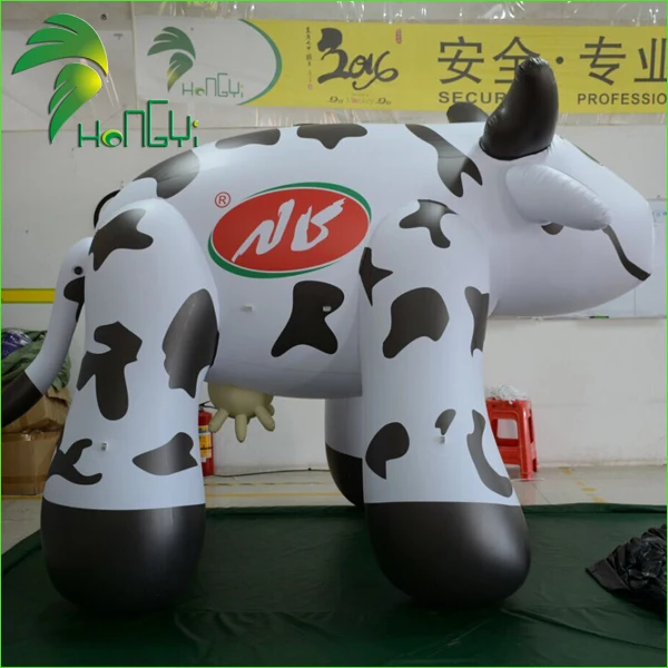 Christmas Floating Giant Jersey Cow / Inflatables Advertising Cow Model