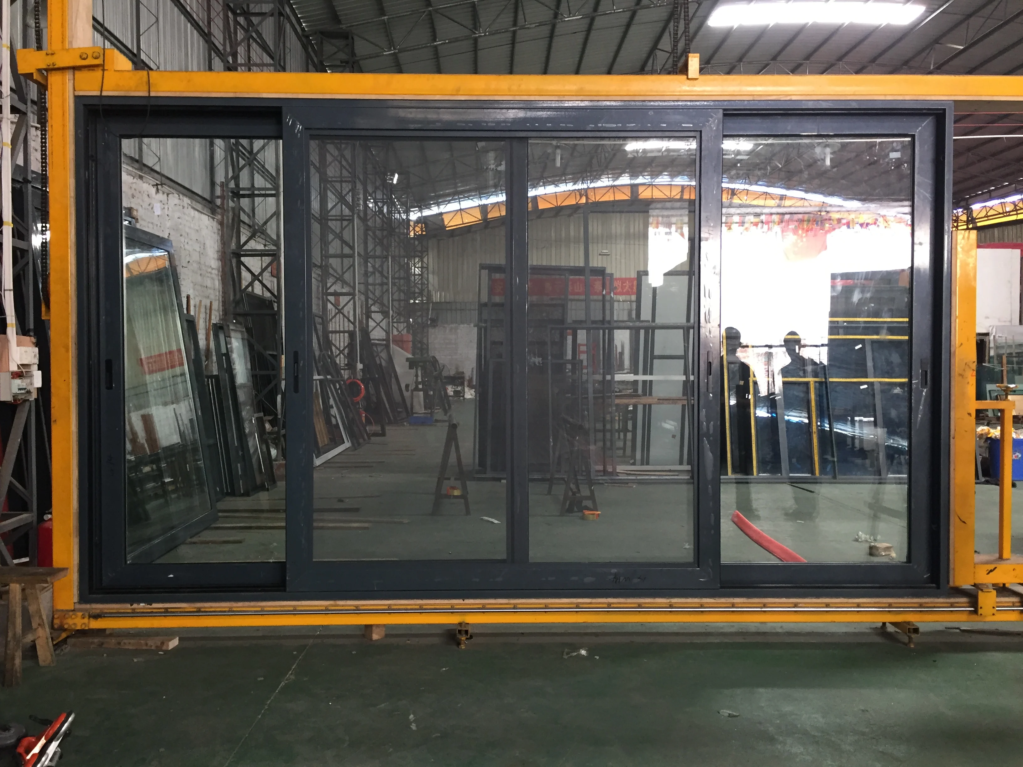 8mm Tripple Bullet Proof Tempered Glazed Exterior Aluminum Security