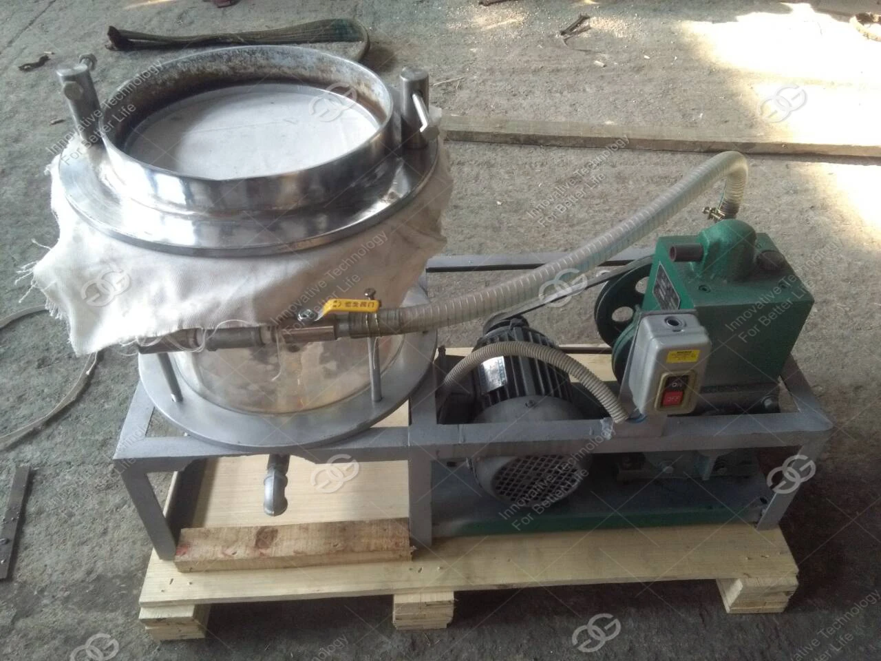 Best Price Small Home Flax Seed Jatropha Nut Flower Oil Expeller Cold Oil Press Machine In Pakistan