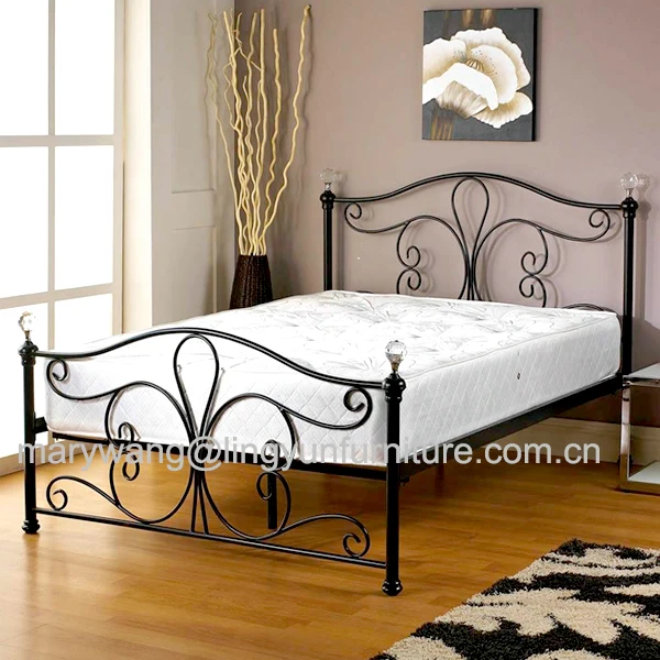 New White Metal Bedframe Bed Frame Super King Size 180x200 Cm Incl