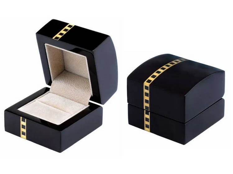 201310222029D13450DA41519BC58245C31A546F