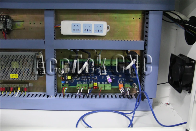 Jinan Acctek fiber laser cutter metal laser cutting cnc machine AKJ1325F