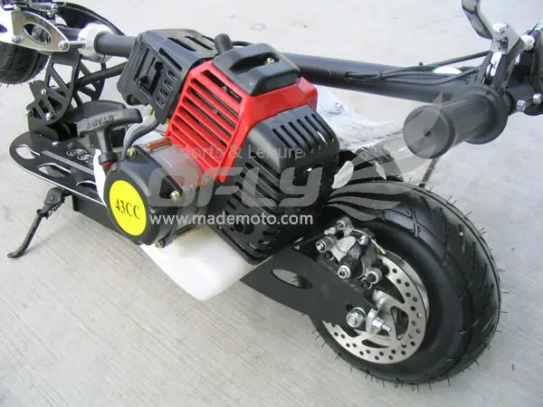 Original Product  Gas Scooter GS4902- engine1.jpg
