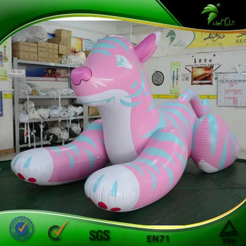 giant inflatable animal