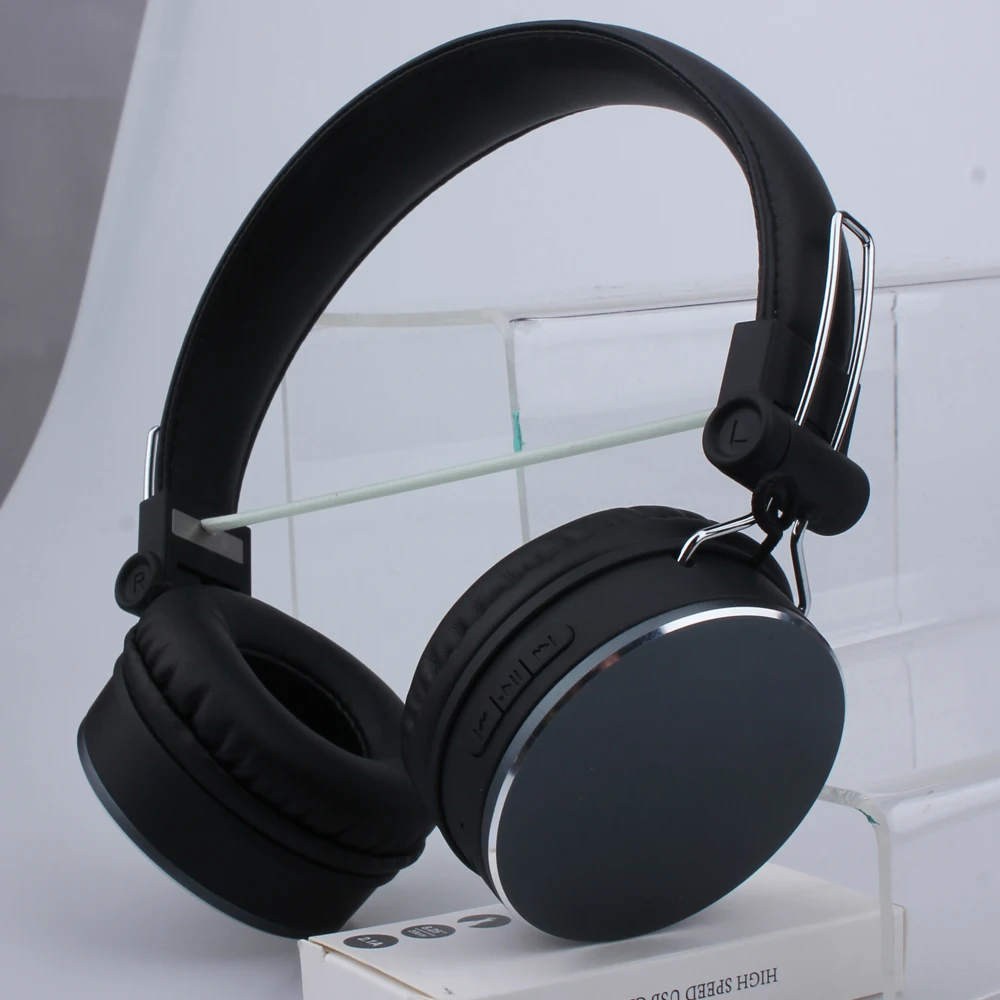 Headset 02.jpg