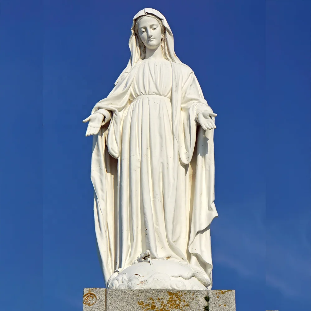 статуя марии