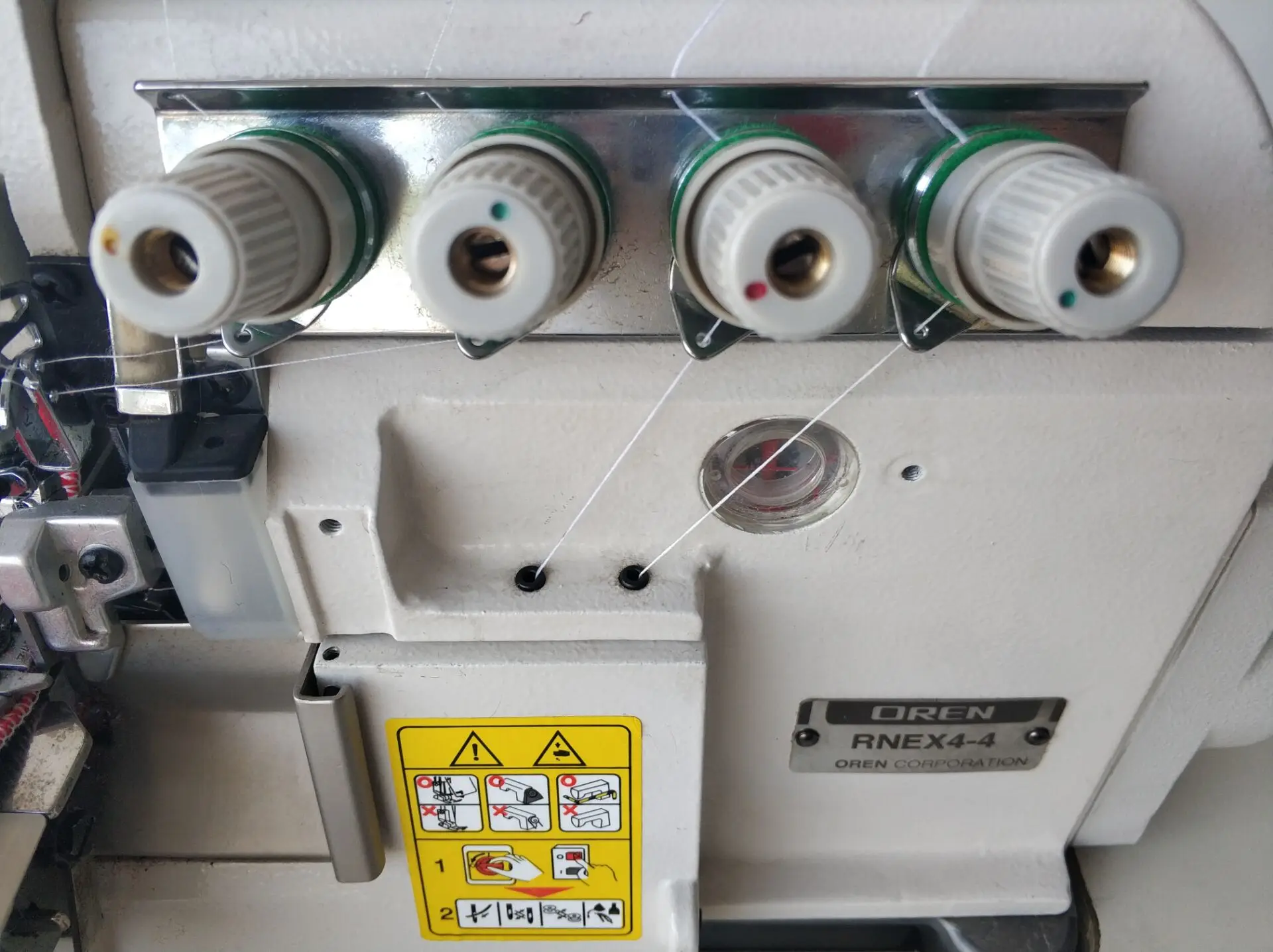 Five lines overlock sewing machine