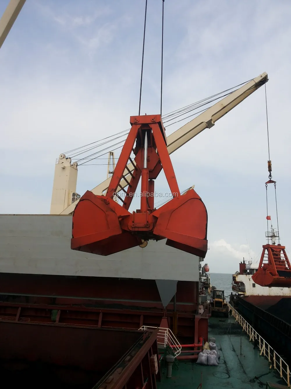 81012 Cbm 24 Ton Remote Control Grab For Ship Deck Crane Loading