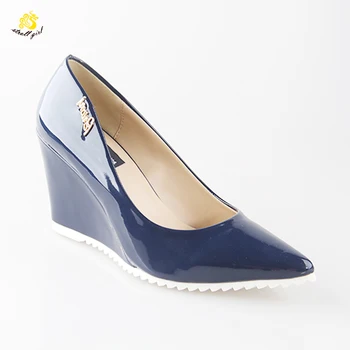 stylish shoes in low price