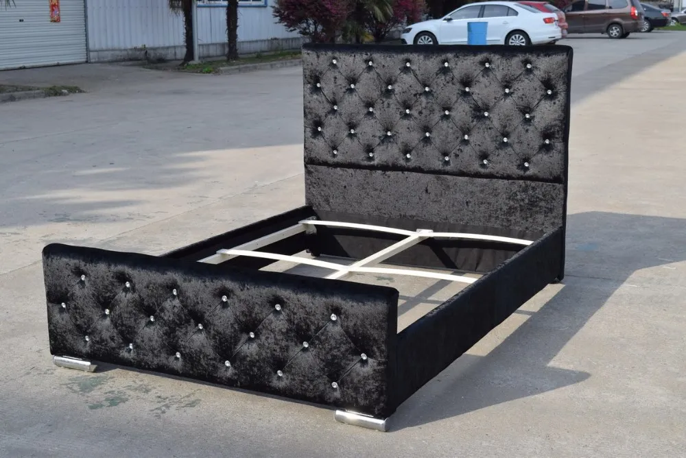 Black velvet-side.jpg