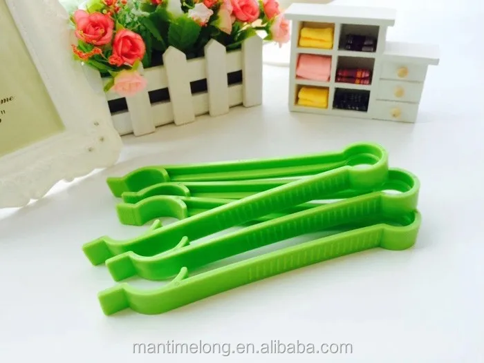 Baby Bottle Tongs Feeder Feeding Milk Bottle Clamp Skid Bottle Clips