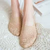 Wholesale high quality women boat socks shallow non-slip low cut invisible lace boat socks
