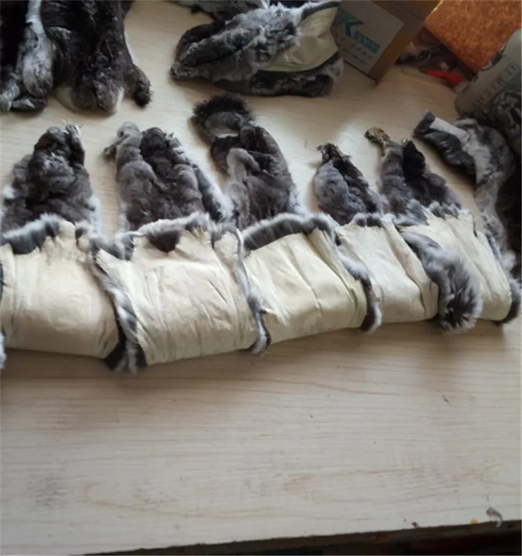 Factory Price Wholesale Nature Chinchilla Fur Skin Real Chinchilla Fur