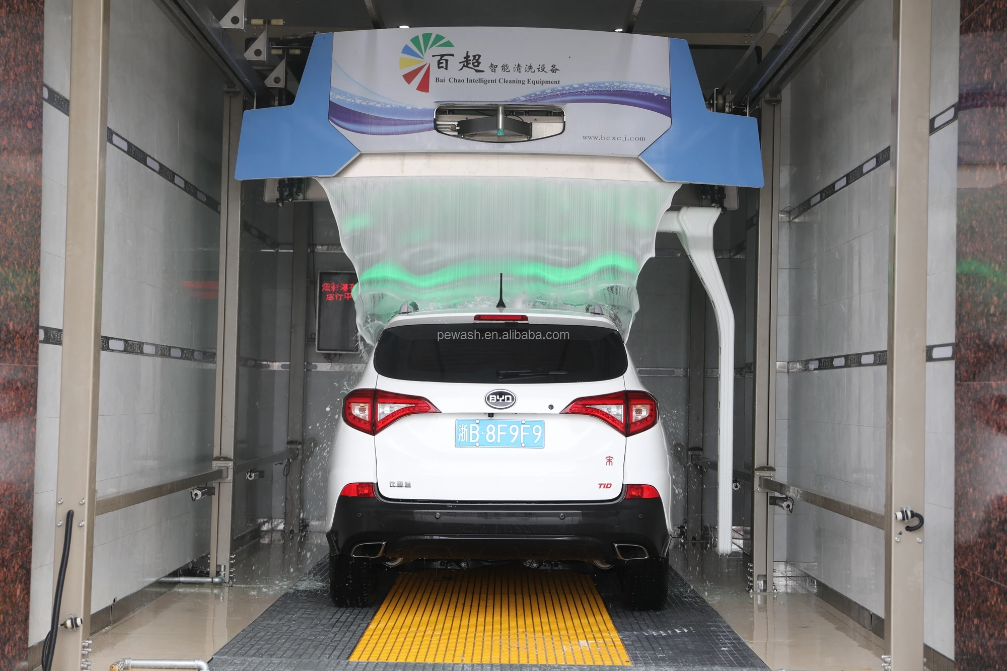 360 Degree Single Arm Spray Touchless Brushless Touchfree Car Wash