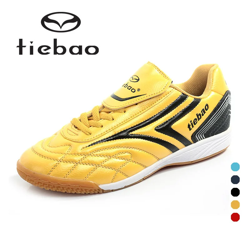 flat soled soccer shoes