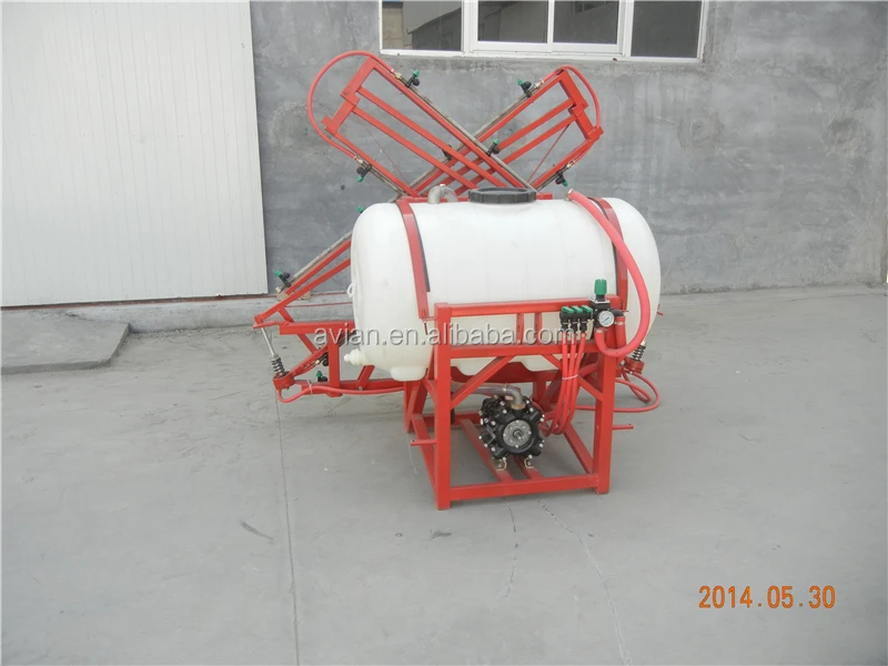boom sprayer02.jpg