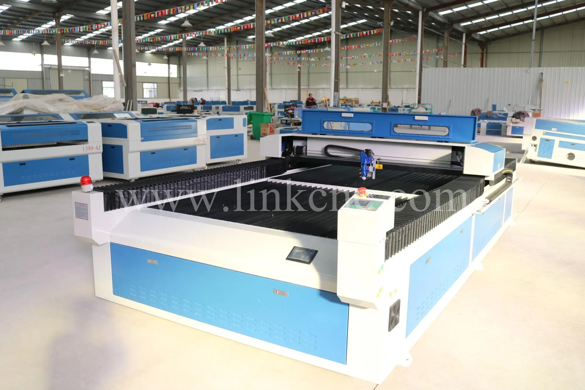 China CNC laser engraver manufacturers steel cutting laser machine