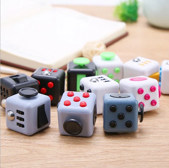 Fidget Cube Spinner Anti Stresswürfel Fingerwürfel Spielzeug zum Stressabbau