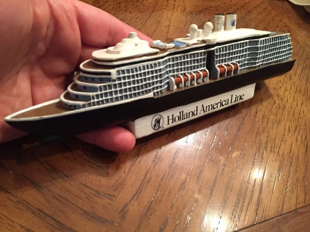 toy cruise ship