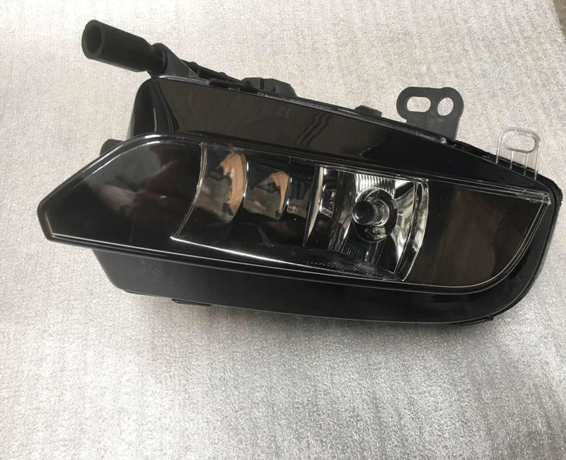 A3'13 FOG LAMP HATCH BACK