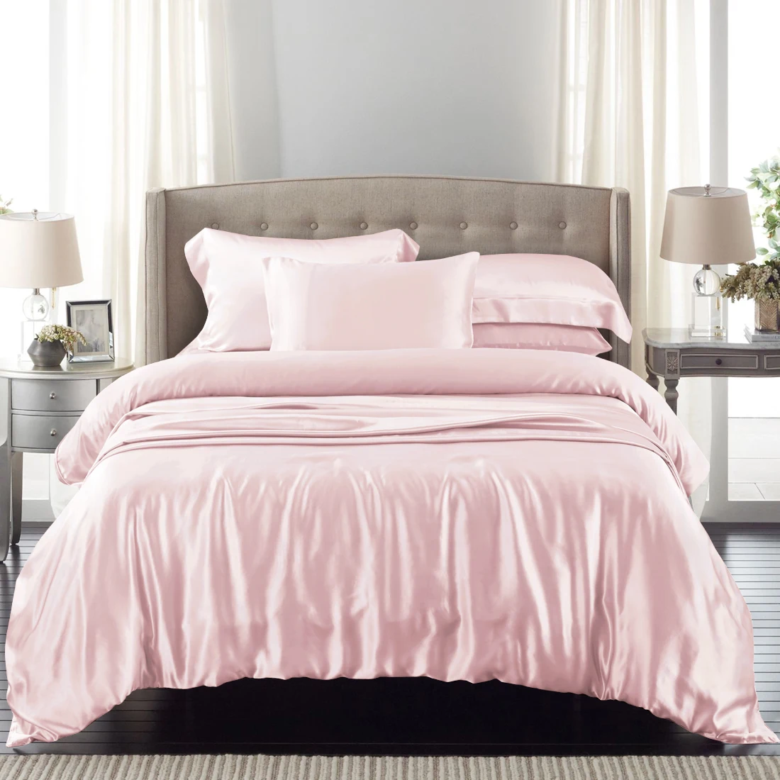 Bedding перевод. Pink Bed. Stras Pink Bed. The Bed Linen is Pink.