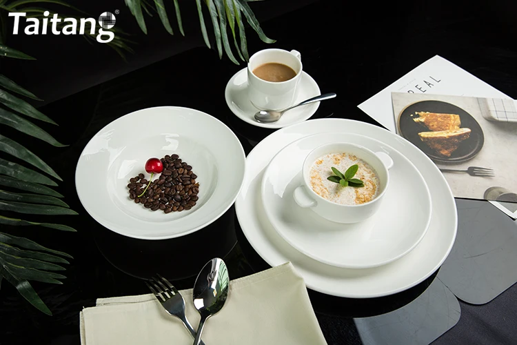 Hotel Fine Bone China Dinner Plates High Heat Resistant Porcelain