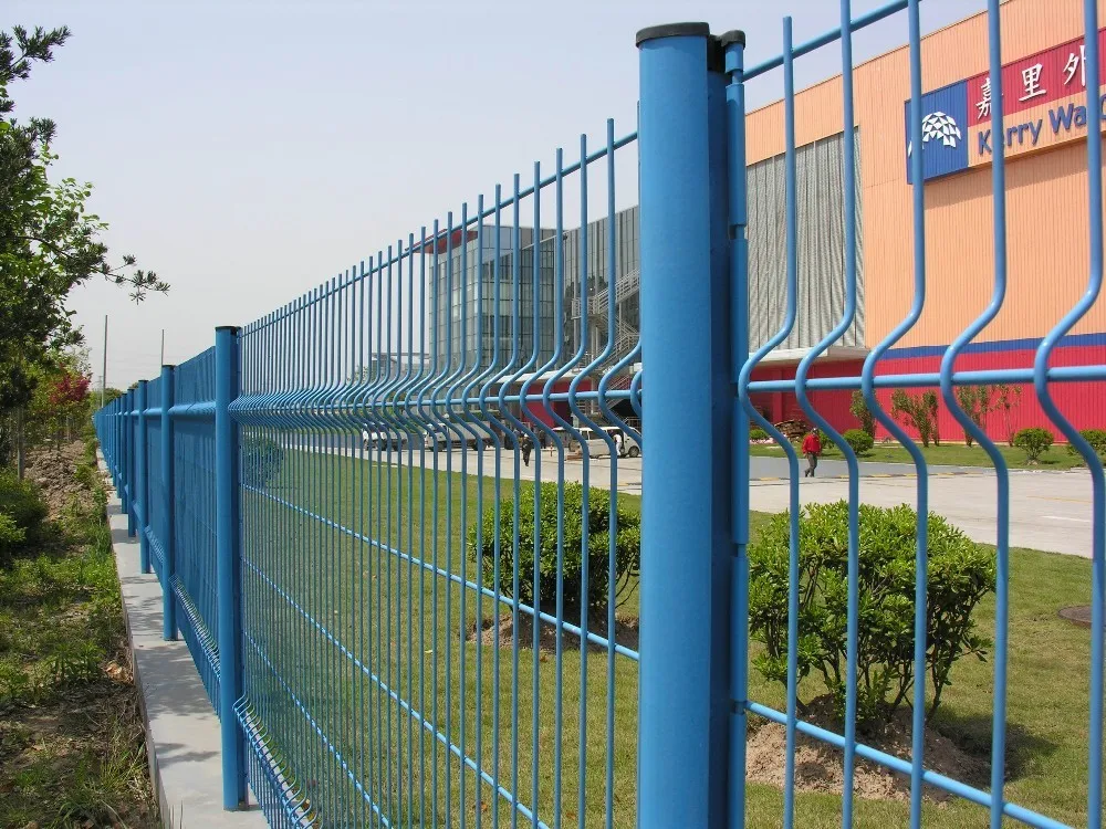 New Pattern Farm Hot Dipped Galvanized 4.5mm 3D Wire Mesh Fence/square wire mesh fence