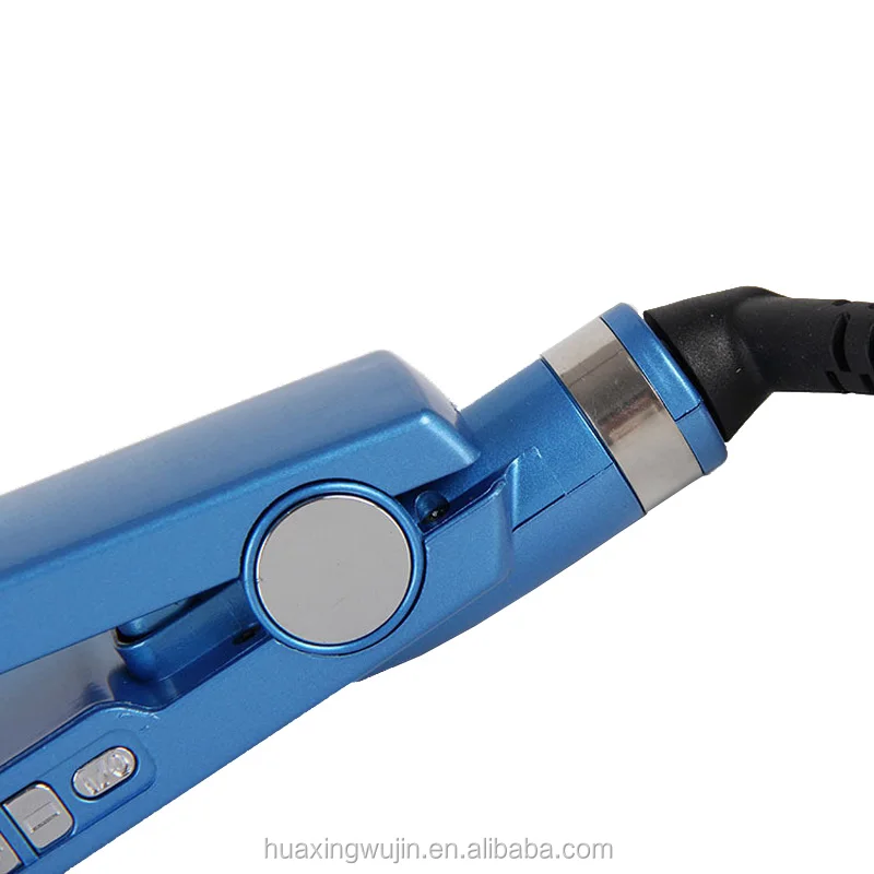 hair straightener022011b.jpg