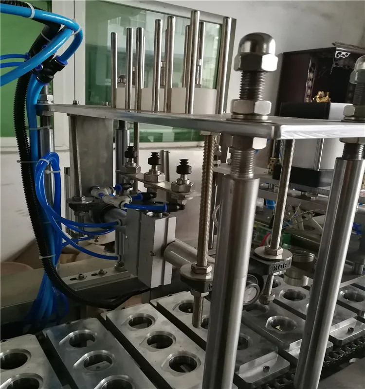 biscuit fillig machine1