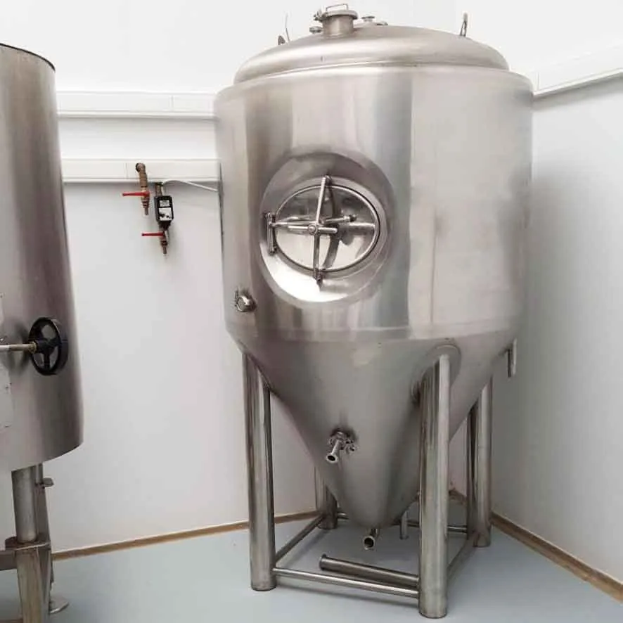 700L fermenter1