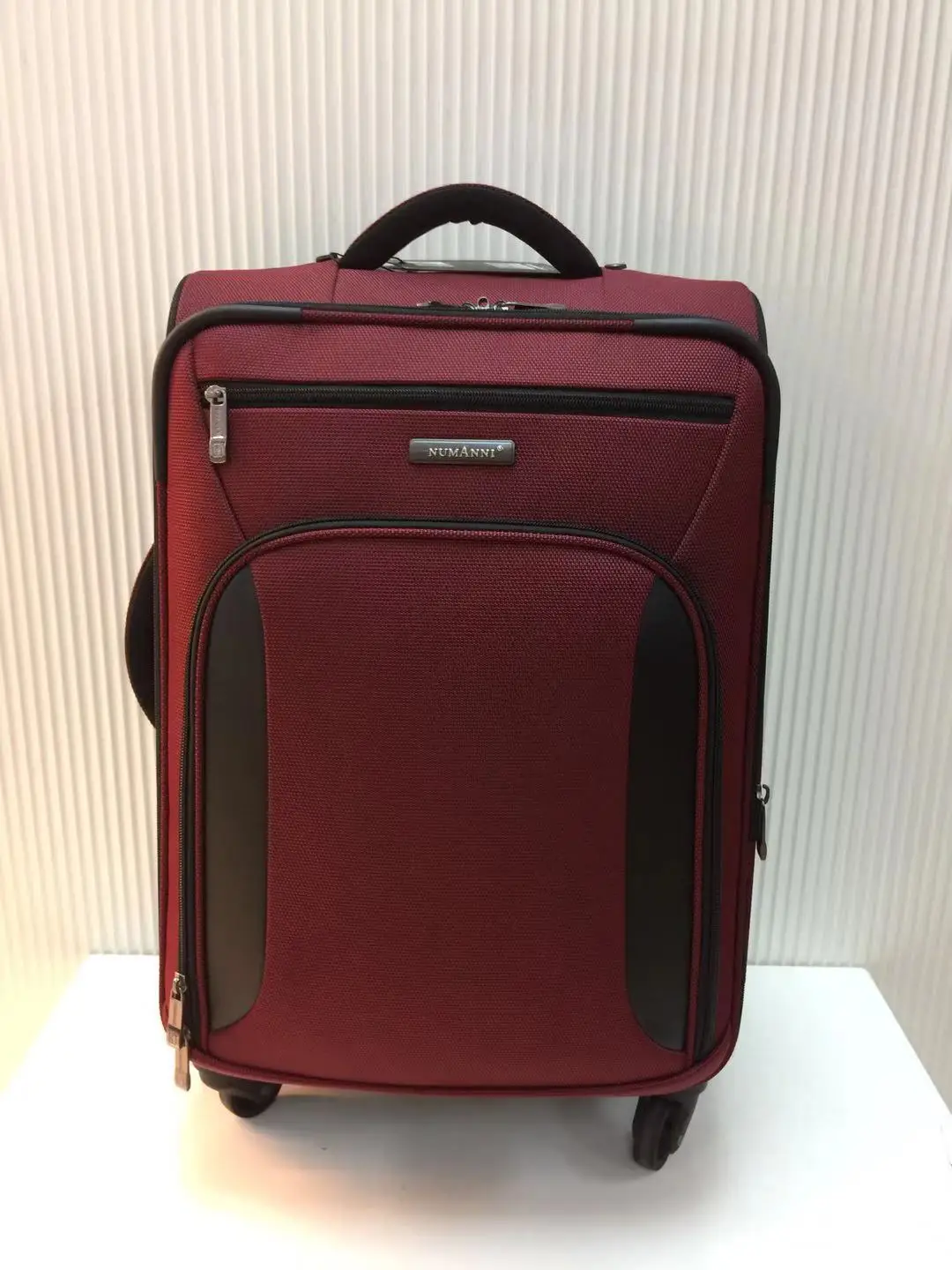 eminent luggage 28 inch