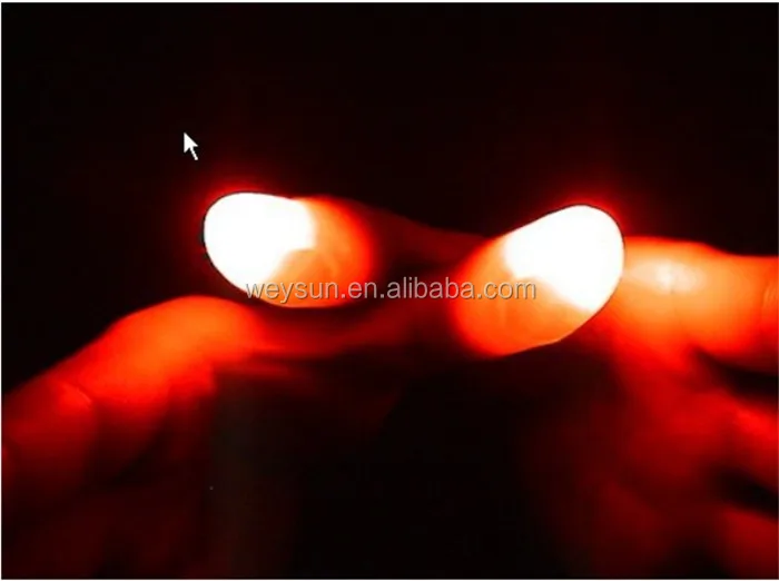 2Pcs Magic Trick Props Novelty LED Light Flashing Fingers Kids Glow Toys BSER 