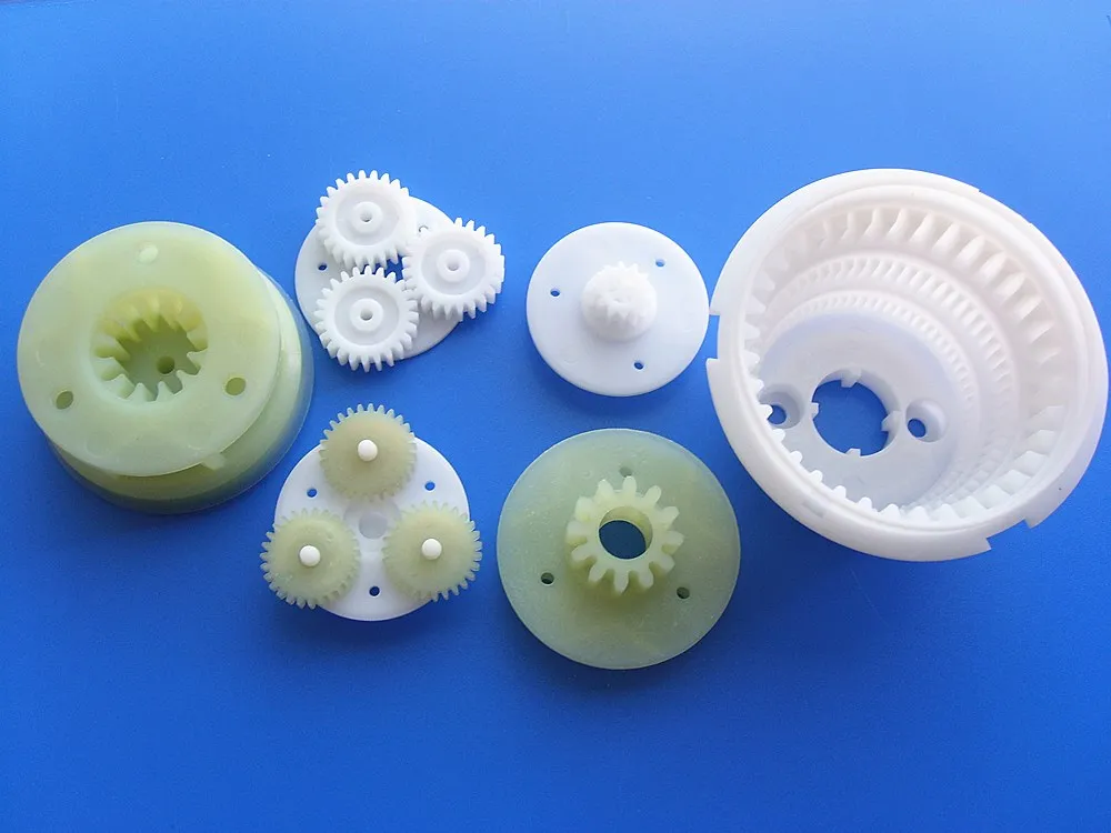 Plastic Gears / Big Plastic Gears Manufacturer / Plastic