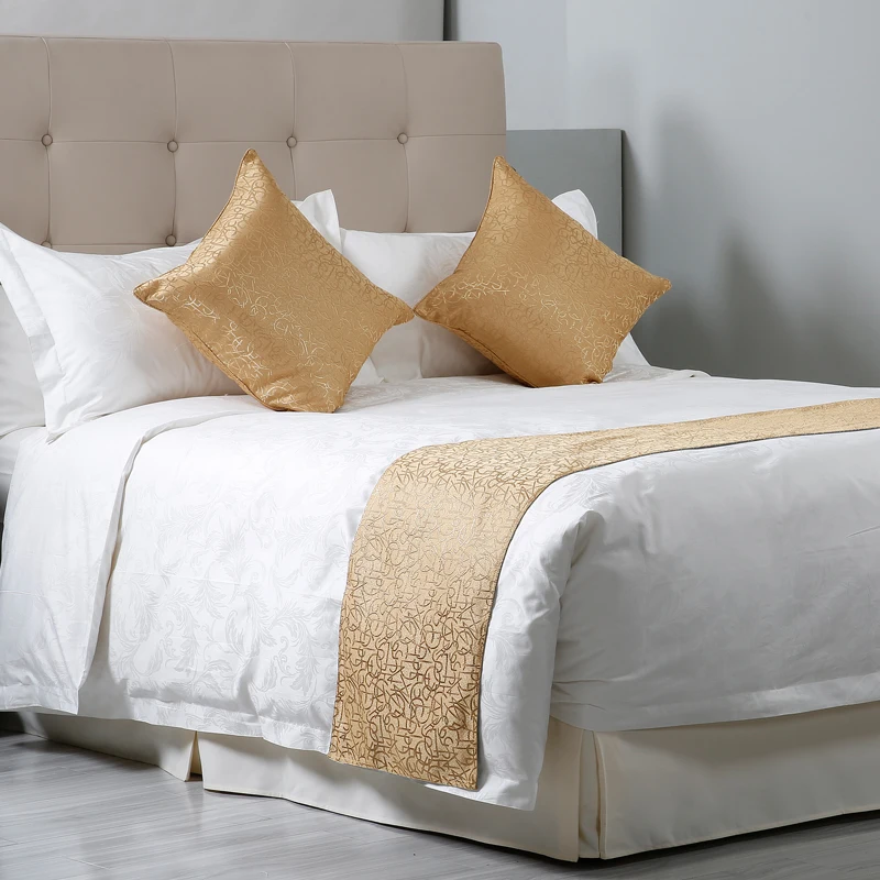 Hotel Quality White 300 T//c 100/% Cotton Sateen Stripe 90 x 200 cm fitted sheets