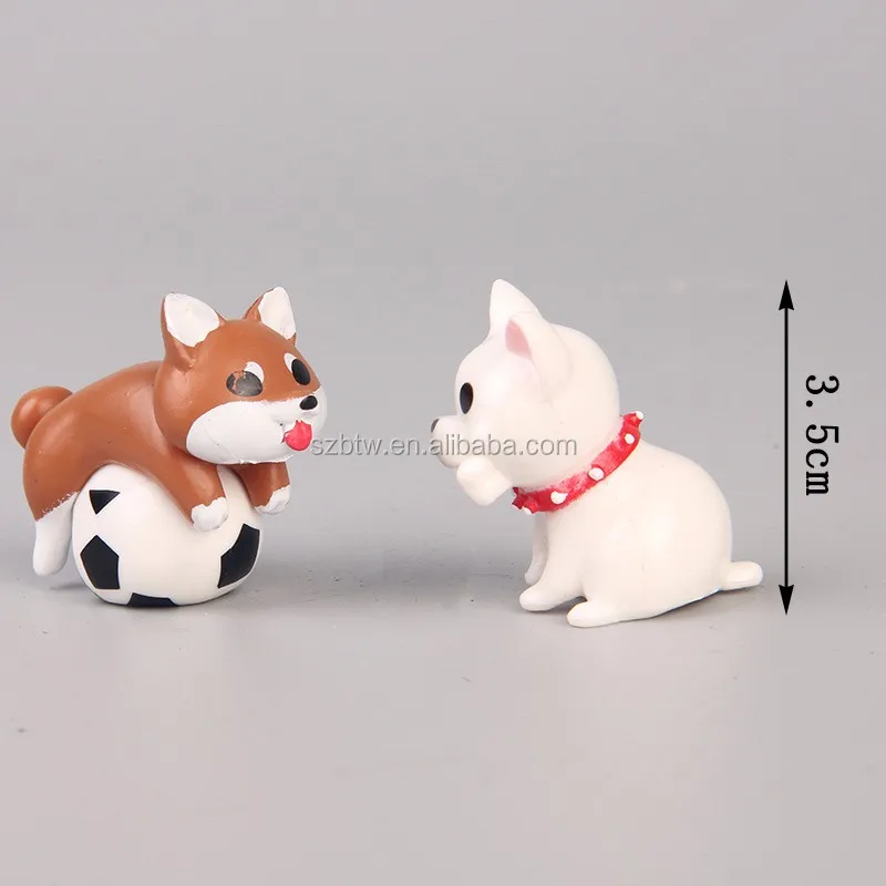 2 year old cat chewing on plastic bags lasemimage