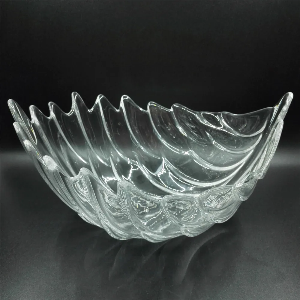 clear glass plate with beautiful shape /dinner glass plate