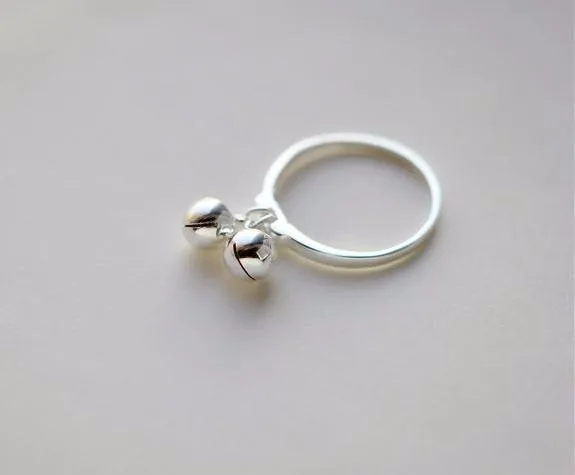 silver finger