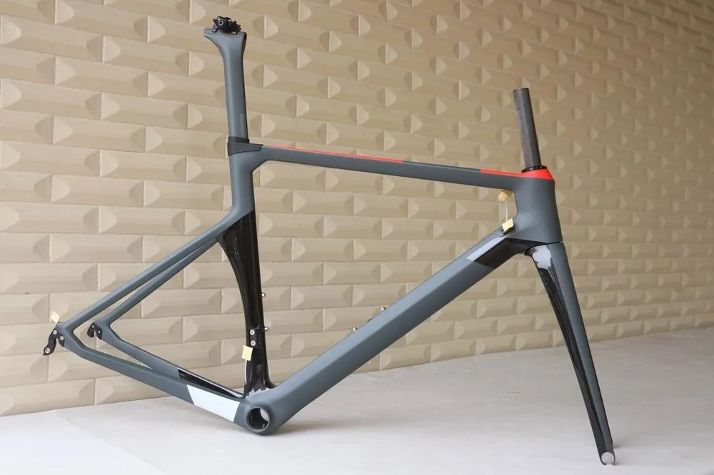 painting carbon bike frame