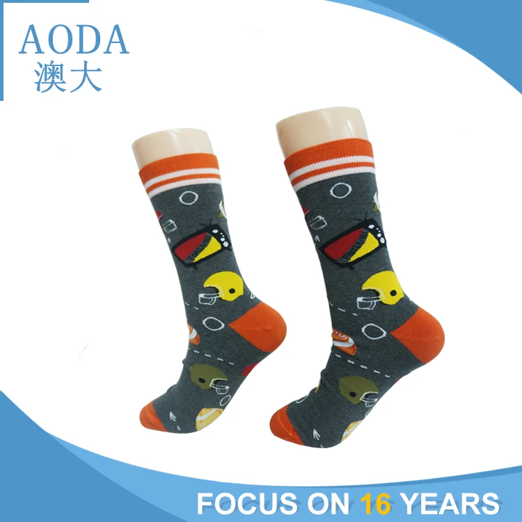 2017 wholesale china make your own design cotton black funny happy men tube socks
