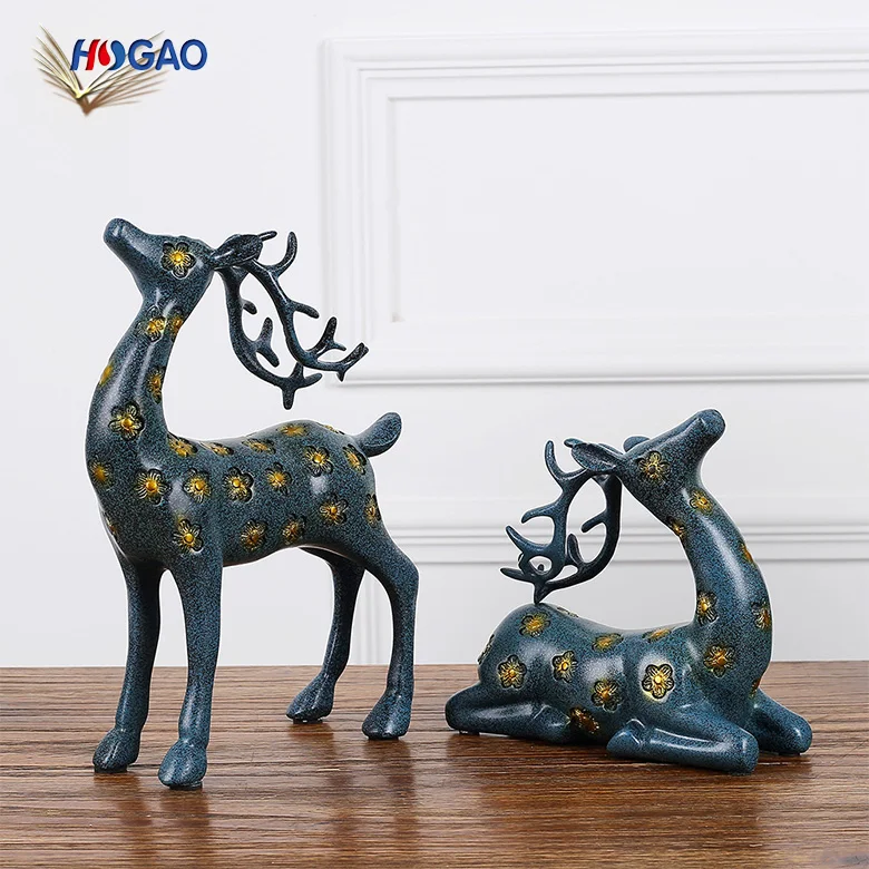European reindeer figurine retro ChristmaslLucky deer statue gifts & crafts resin craft home decor deer statue for home office