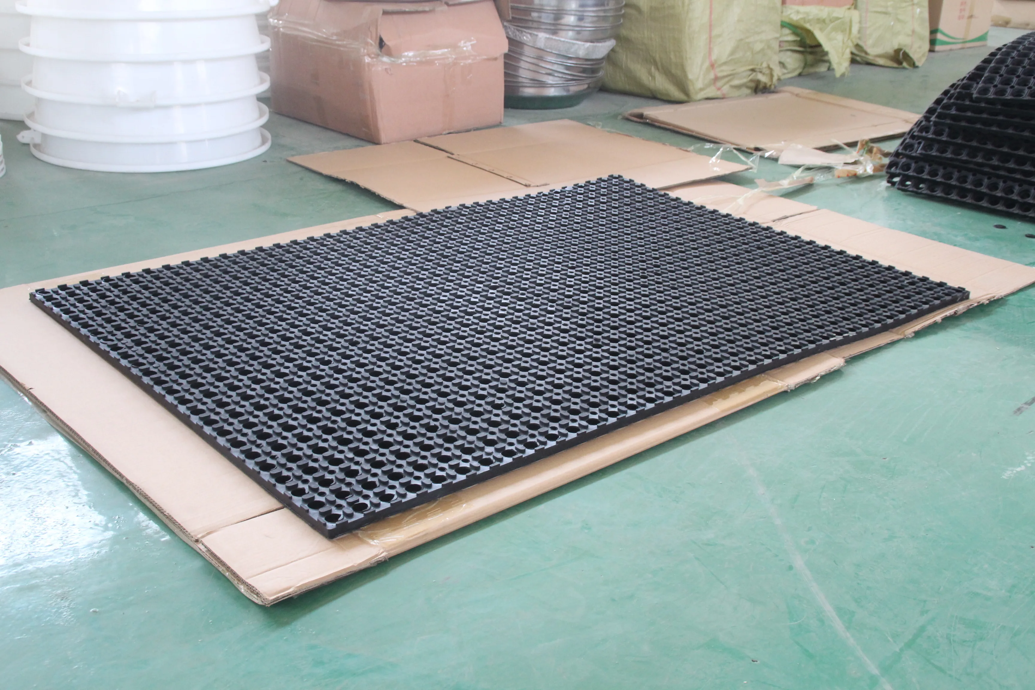 Rubber Nonslip Mat For Pig Artificial Collection Sperm Pig Farm Pvc