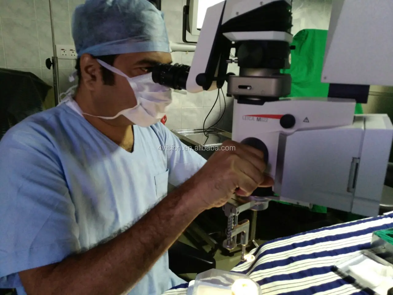 Inverter with Leica OM 3.jpg