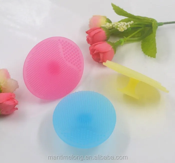 Silicone cleansing brush