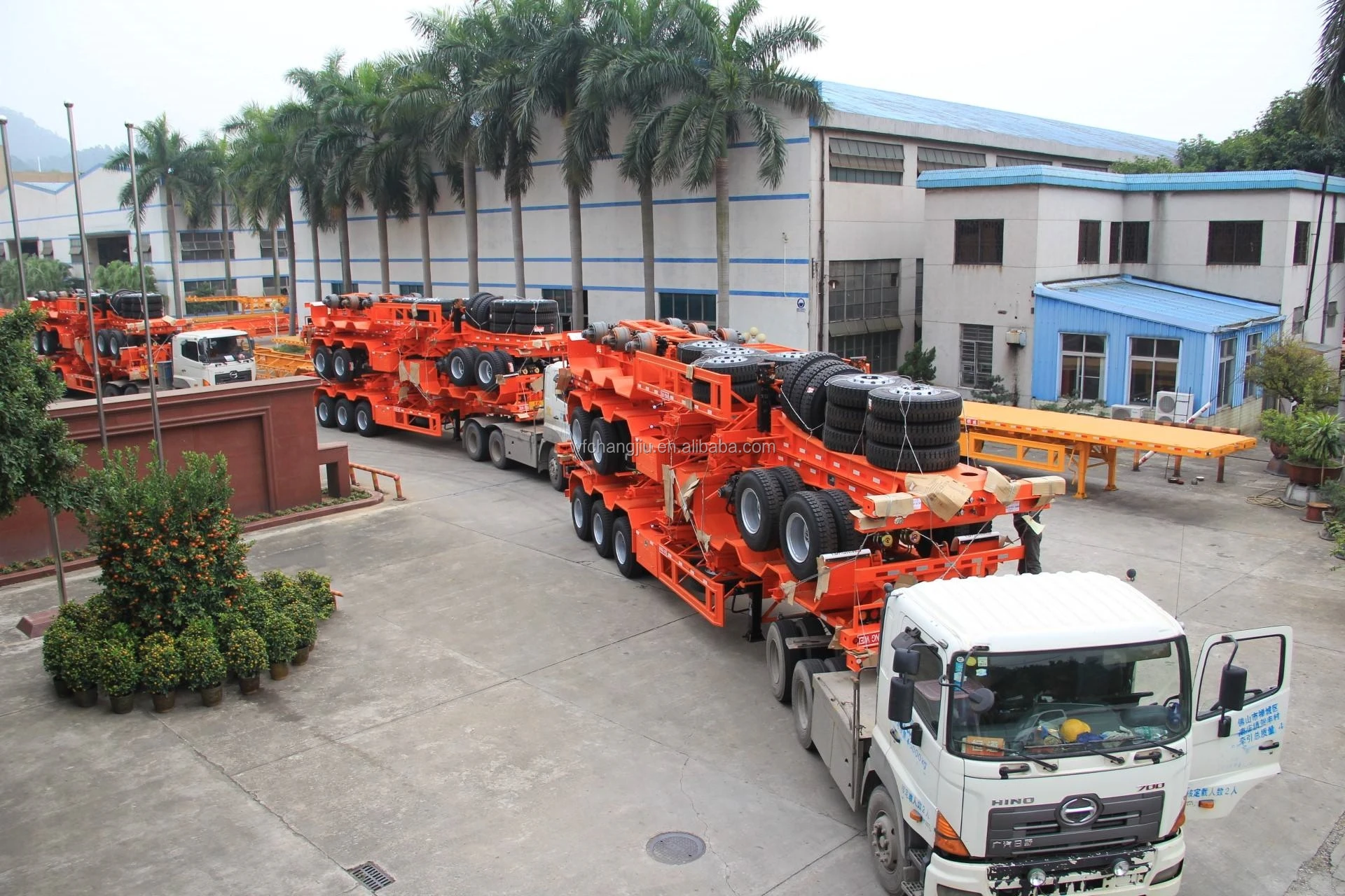 Sinotruk Used Tractor Truck Howo Heavy Duty 10 Wheels 6x4 375hp Used