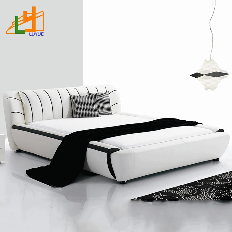 2018 latest modern design wooden frame soft king size bed luxury furniture genuine leather home with crystals