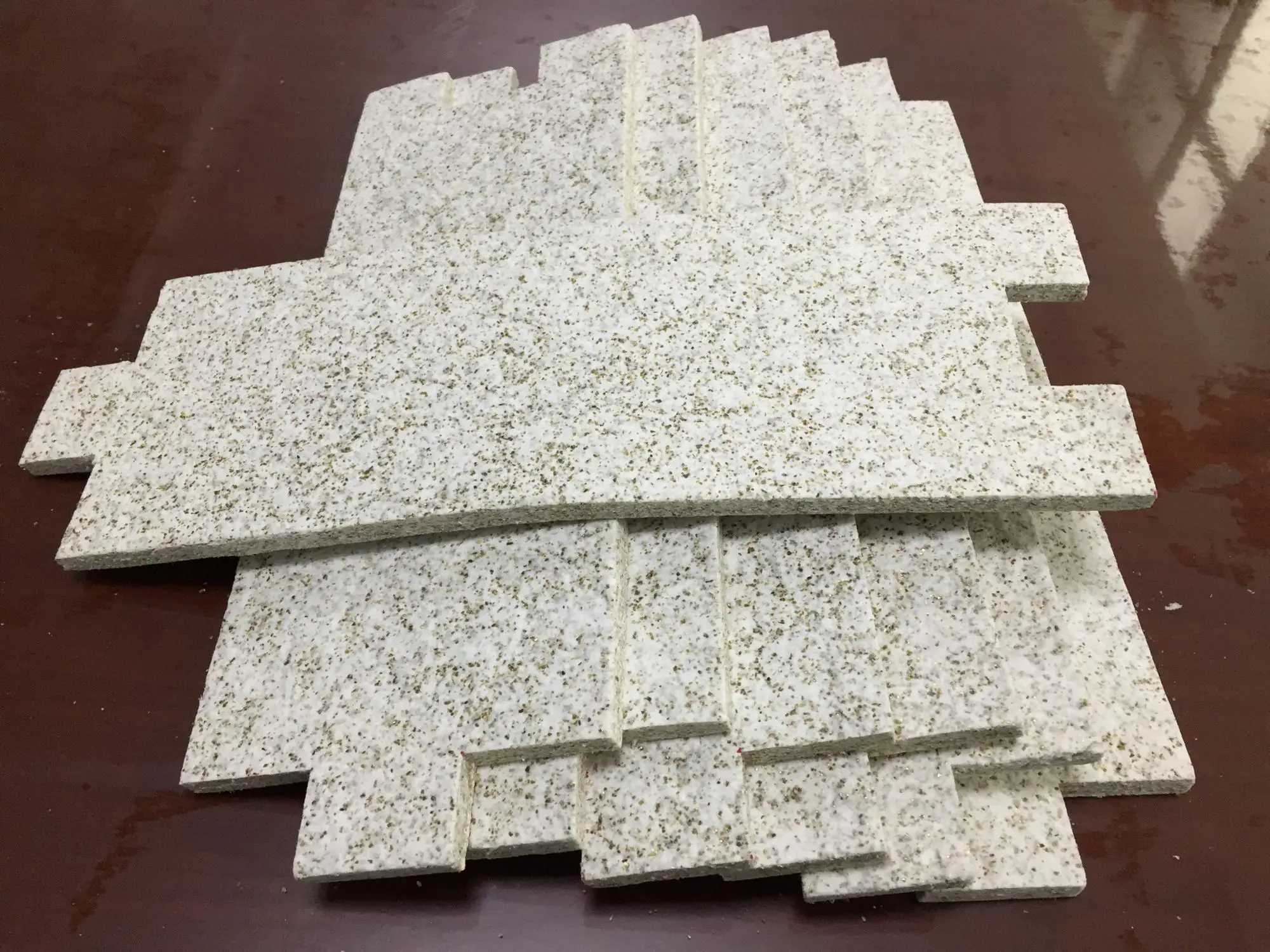 Vermiculite expands intumescent mat Heat insulation industrial fire protection