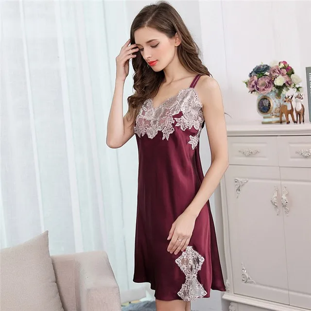 Ktfl2027elegant Women Embroidered Flowers 100 Mulberry Silk Nightwear