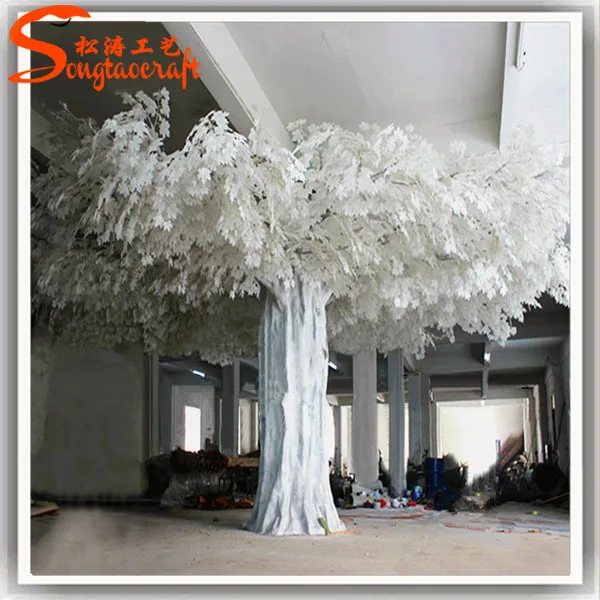 white artificial tree