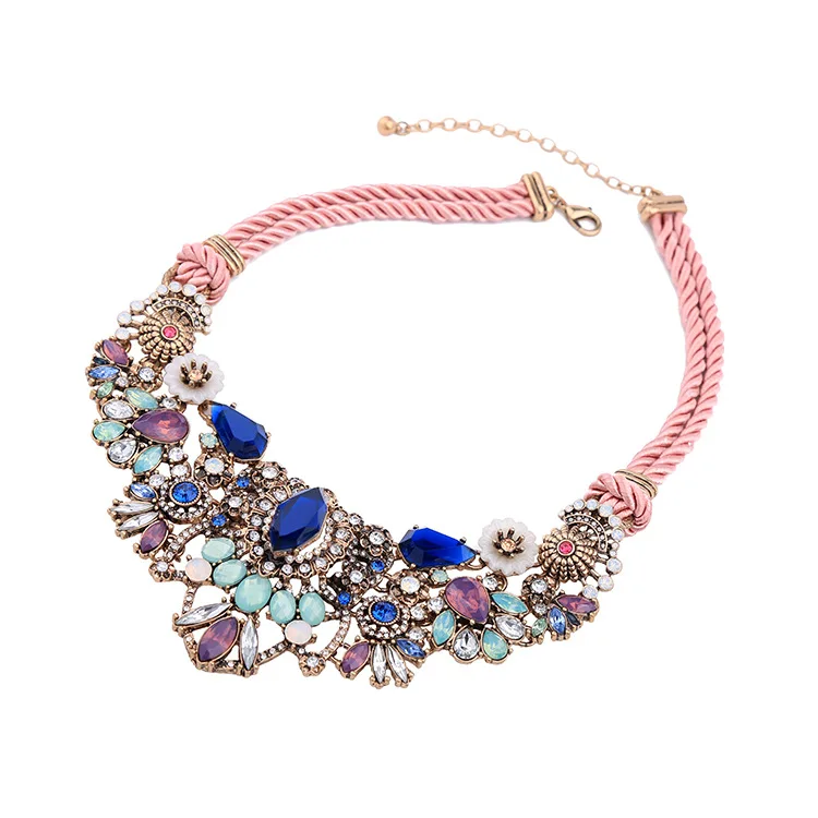 European Luxury Jewelry Wholesale Flower Necklace Designs Resin Statement Necklace