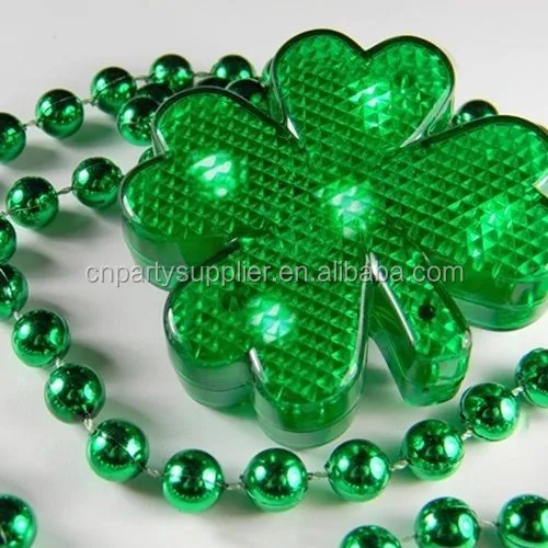 St Patricks Day Light Up Green Shamrock Necklace Buy Flashing Christmas Light Necklace 4837